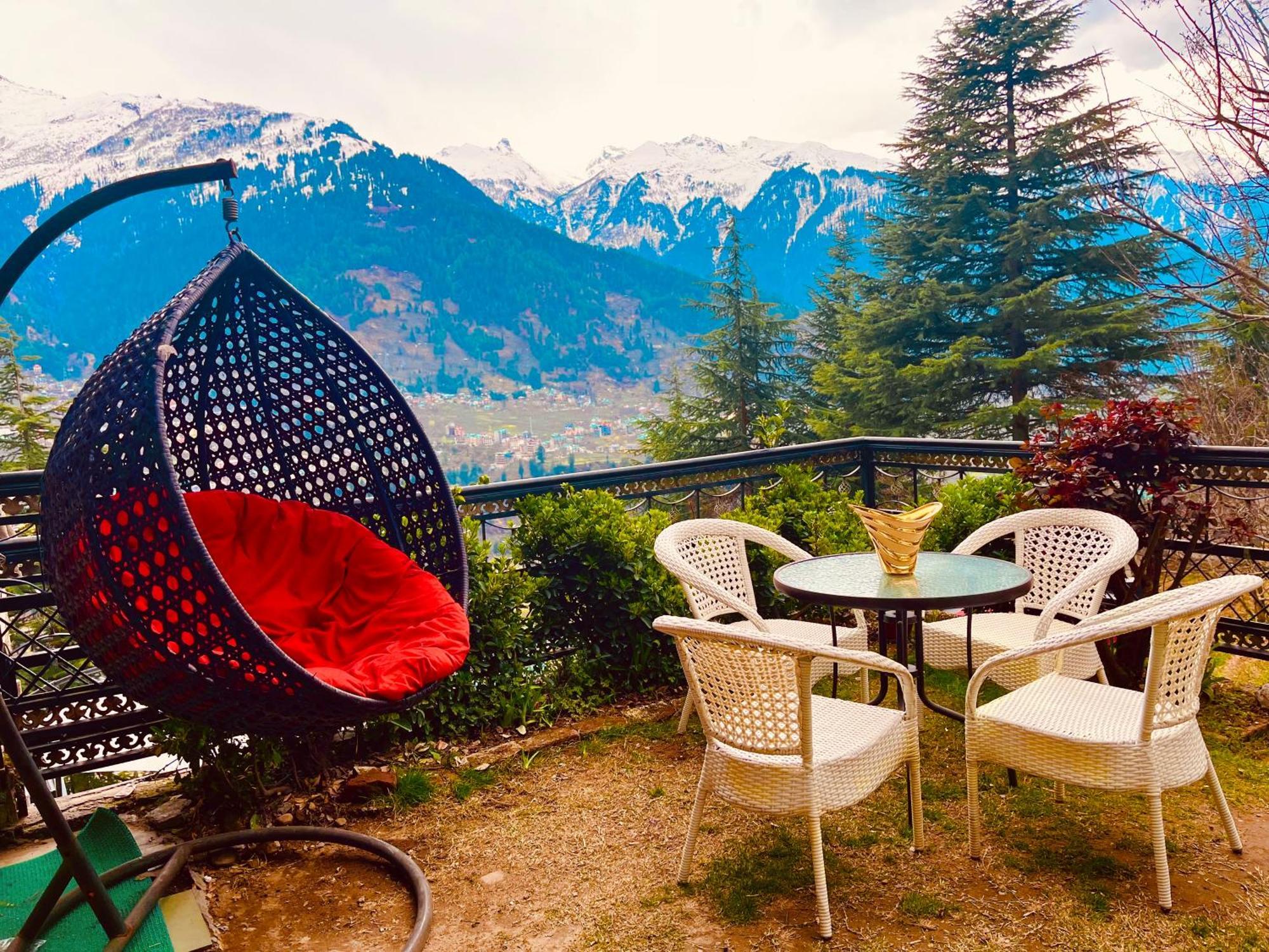 The Manu Emerald # Farmhouse # Top Selling Cottage In Manali # Peaceful Heritage Cozy Stay # Lawn With Bonfire # Most Awarded Exterior photo